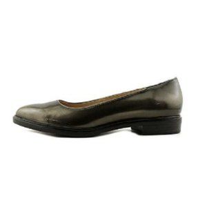 Naturalizer Womens Bengol Closed Toe Loafers